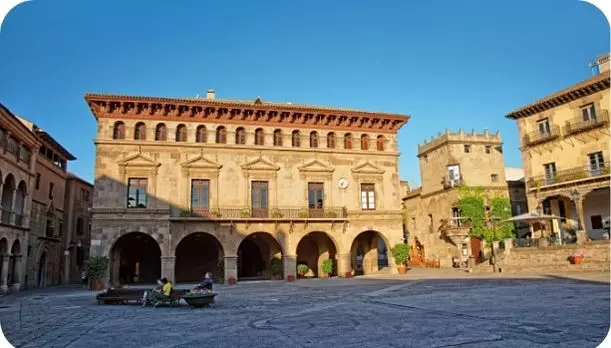 Plaza Mayor en Poble Espanyol